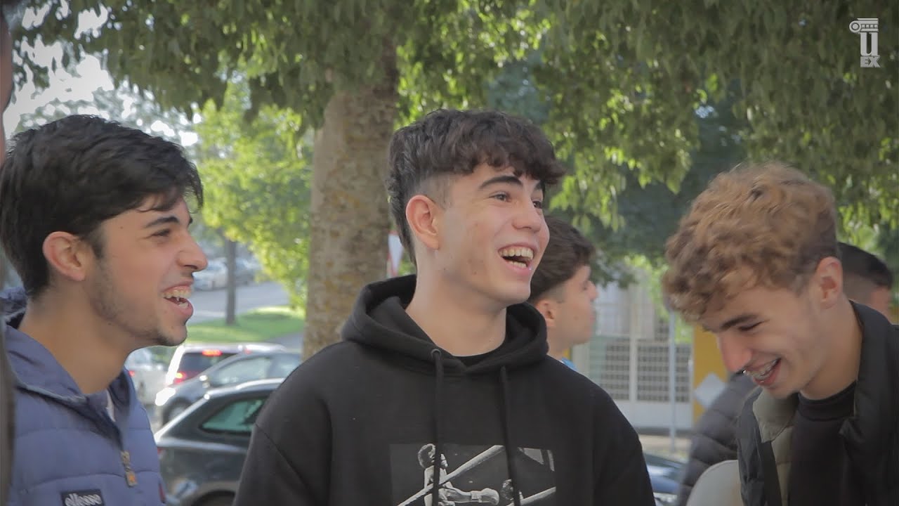 ¡Más de 3000 estudiantes visitan la Feria Educativa de la UEx!