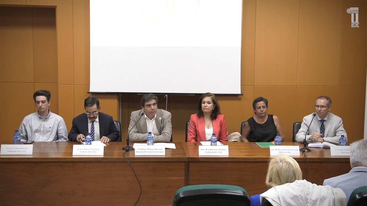 Segundo debate del 50º Aniversario de la UEx en Plasencia