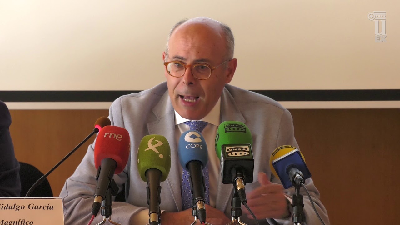 UEX - PRESENTACIÓN XX CURSOS VERANO-OTOÑO